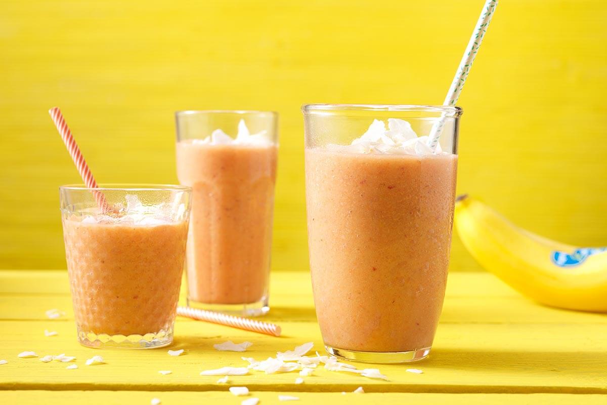 Banana and carrot smoothie With ginger and cinnamon