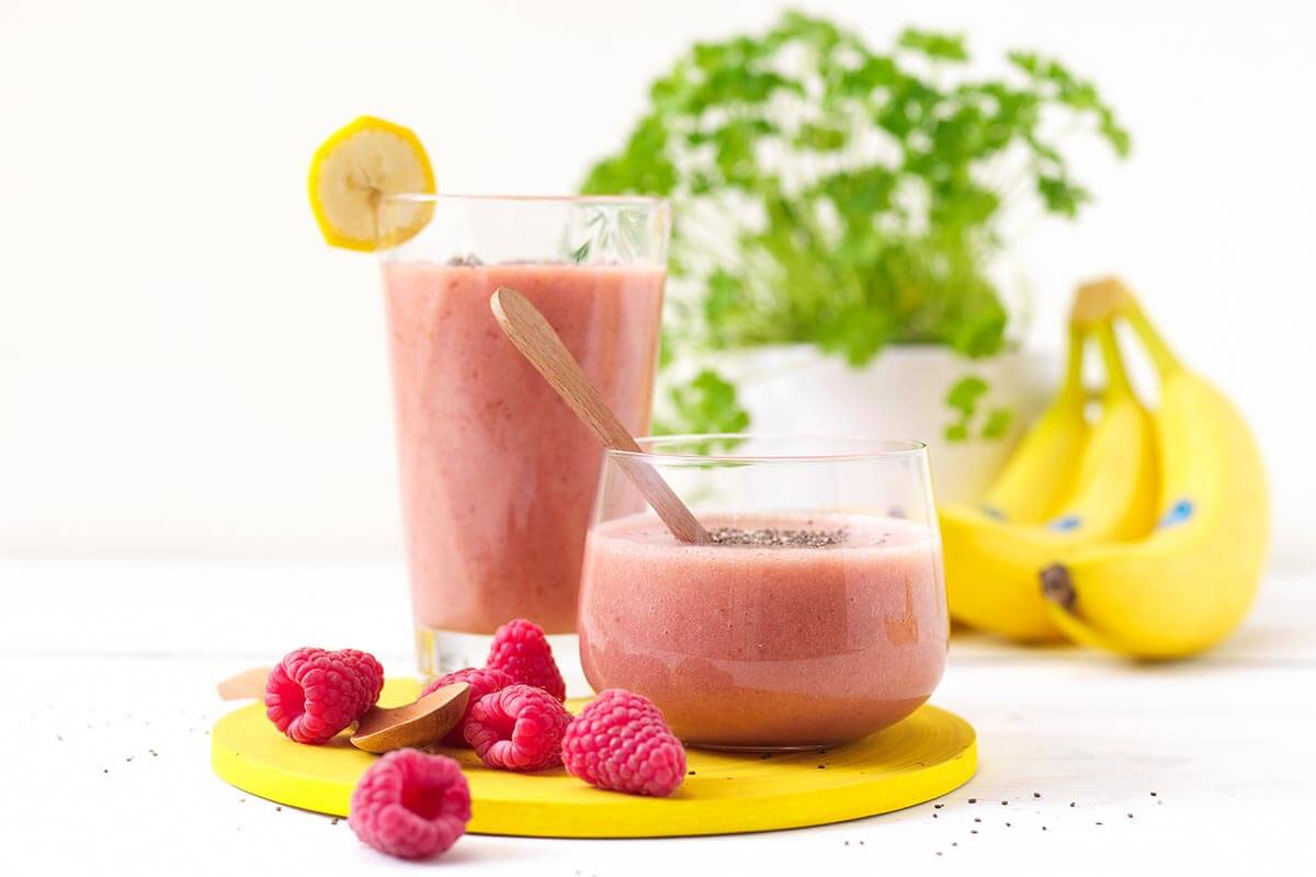 Banana and raspberry smoothie With orange and chia seeds