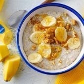 Banana oatmeal with honey, walnuts and cinnamon