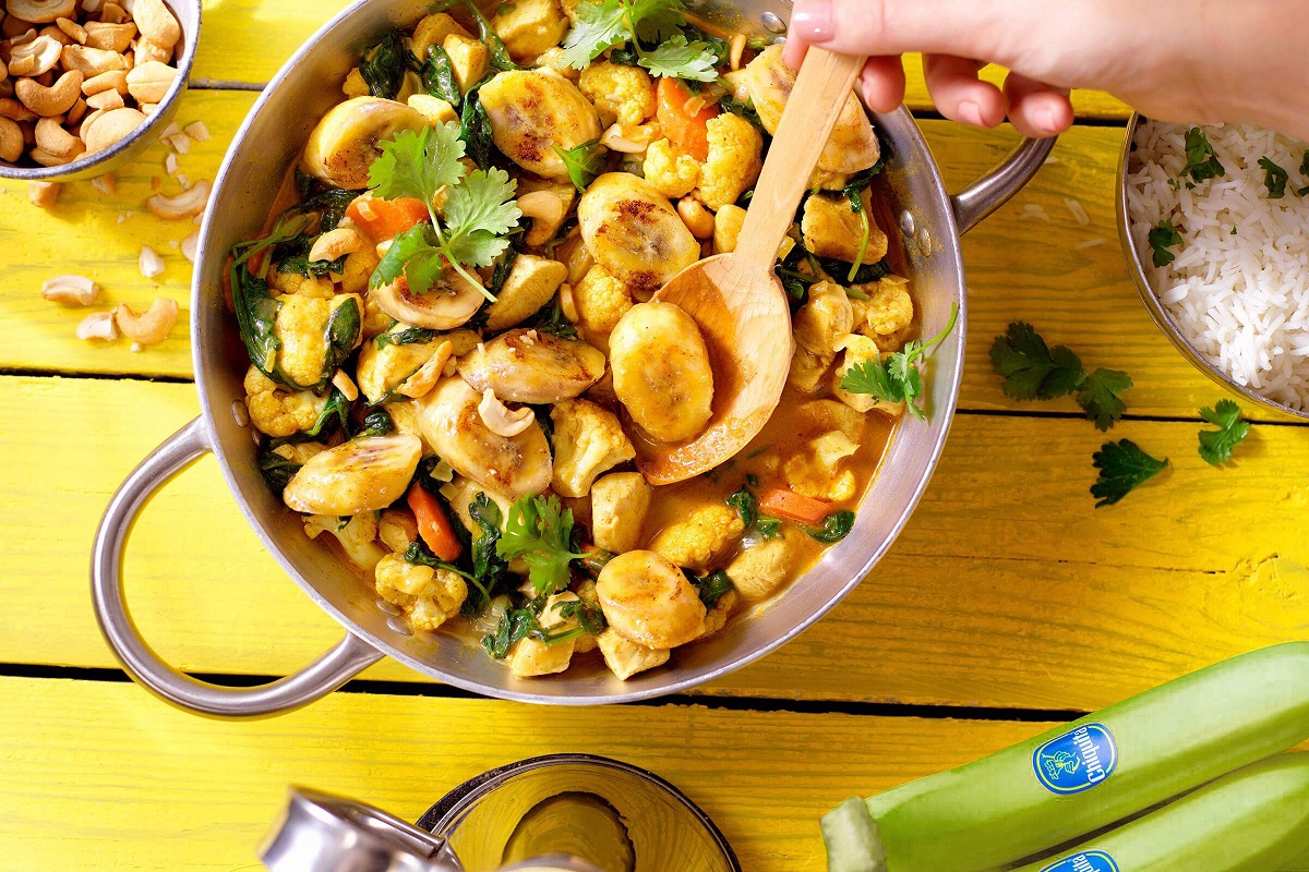 Indian Chicken Curry with Chiquita Banana, Cauliflower and Spinach