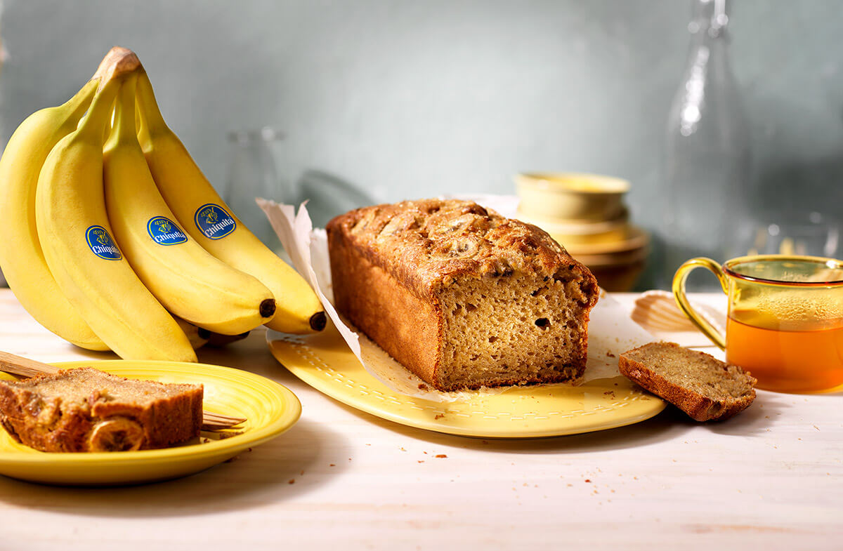 Banana Bread Recipe (With Video)