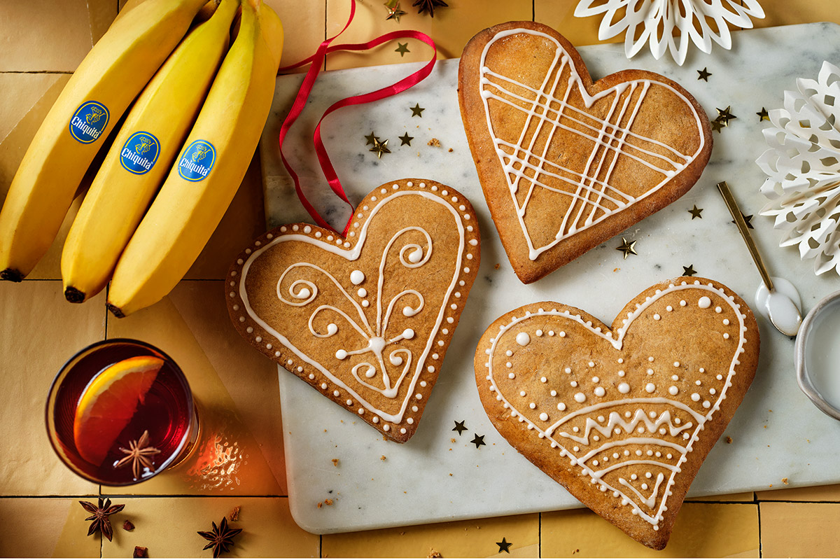 German Lebkuchen with bananas